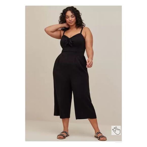 Torrid Black Challis Tie Front Culotte Jumpsuit Sz.4 - Picture 1 of 15